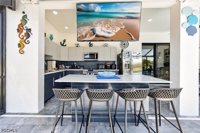 Welcome to this stunning modern luxury waterfront home featuring - photo 36