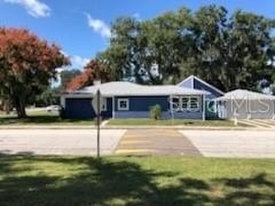 Lake Link Home For Sale in Winter Haven Florida