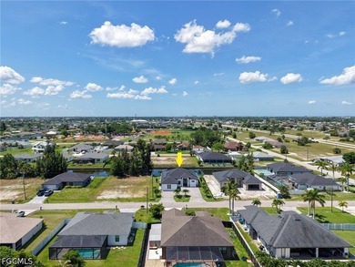 Welcome to this stunning modern luxury waterfront home featuring - photo 46