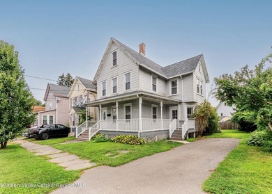 (private lake, pond, coastal) Home Sale Pending in Kingston New York