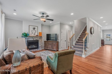 Welcome to 102 East Fortenberry St! This move-in ready 3-bedroom - photo 14