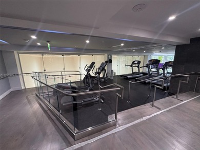 Ascend to the 36th floor of the prestigious Carbonell on