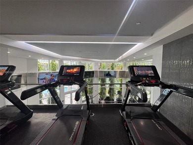 Ascend to the 36th floor of the prestigious Carbonell on