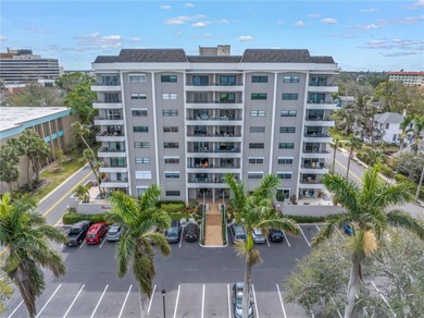 Manatee River Condo For Sale in Bradenton Florida