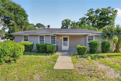 Welcome to this 3 bedroom, 1 bathroom home located in the - photo 3