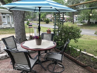 Pride of ownership abounds in this lovingly maintained 2 bedroom - photo 14
