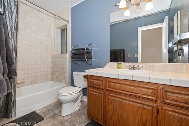 Welcome to a very charming home in the desirable San Moritz - photo 15