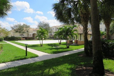Simply Stunning!! Sought after and rarely available 3 bed 2 bath - photo 5