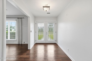 Discover one of Jacksonville's hidden gems in highly desirable - photo 3