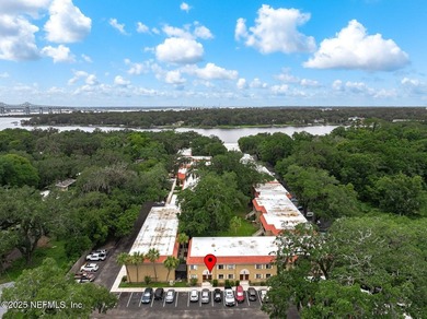 Sunday, July 19th Open House with complimentary wine! Tour - photo 3