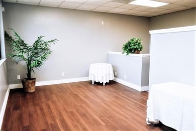 PROFESSIONAL OFFICE CONDO Great opportunity to own this unique & - photo 11