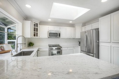 Some homes impress with finishes. Others make you feel at home - photo 14