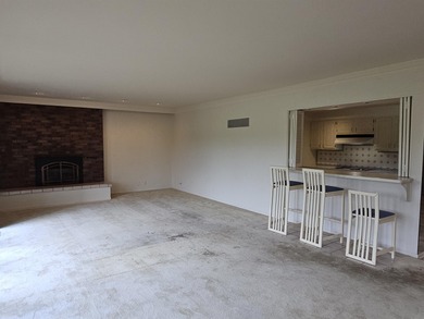 WOW, what a location & what a view of Sunnyside golf course