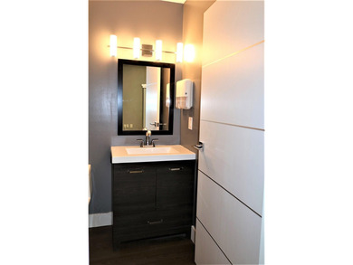 PROFESSIONAL OFFICE CONDO Great opportunity to own this unique & - photo 27