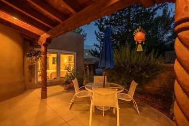OPEN, LIGHT-FILLED SINGLE-LEVEL CONDOMINIUM IN THE HIGHLY - photo 29
