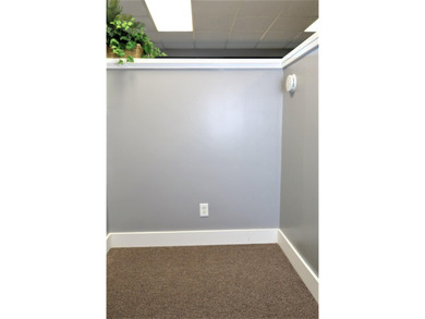PROFESSIONAL OFFICE CONDO Great opportunity to own this unique & - photo 30