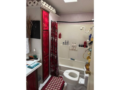 Your Florida Adventure Starts Here! This 2 bedroom, 2 bath home - photo 8