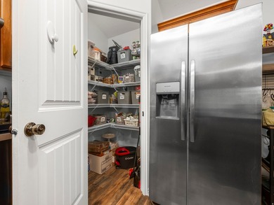 PRICE IMPROVEMENT $10,100! 3 Bed | 2 Bath mountain-view condo in - photo 9