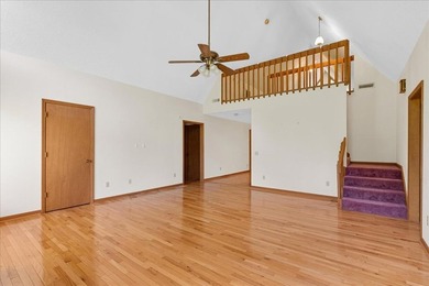 Beautiful home featuring 4 oversized bedrooms and 3.5 baths - photo 11