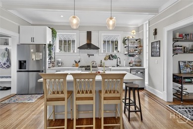 Beautifully updated 4 bedroom, 3.5 bath home that perfectly - photo 12