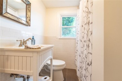 15 Gage Street, Warwick This one is a keeper! Lovely dormered - photo 16