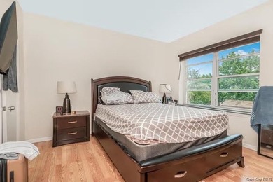 Presenting 951 East 221st Street, Bronx - priced to sell fast - photo 17