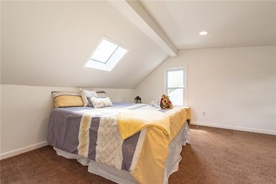 15 Gage Street, Warwick This one is a keeper! Lovely dormered - photo 21