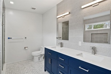 Perfectly situated in the heart of desirable Upper - photo 24
