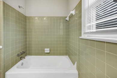 Coldstream Opportunity - Space, Character & Potential!Located in - photo 26