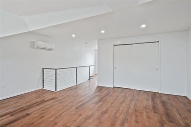 Perfectly situated in the heart of desirable Upper - photo 26