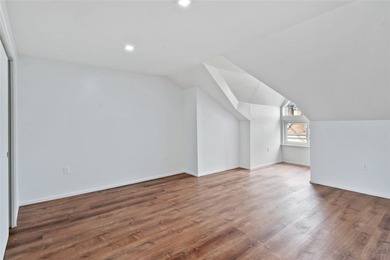 Perfectly situated in the heart of desirable Upper - photo 27