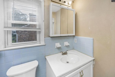 Coldstream Opportunity - Space, Character & Potential!Located in - photo 29