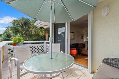Tropical in feel, this elegant apartment is part of Jupiter Bay - photo 30
