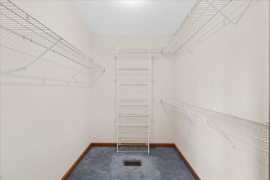 Beautiful home featuring 4 oversized bedrooms and 3.5 baths - photo 32