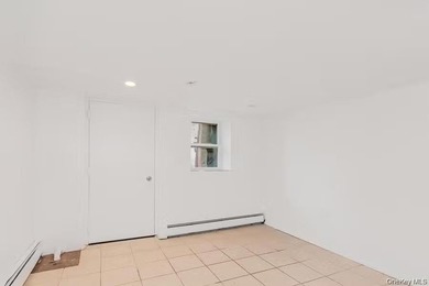 Presenting 951 East 221st Street, Bronx - priced to sell fast - photo 33