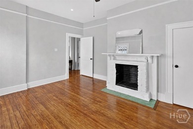 Beautifully updated 4 bedroom, 3.5 bath home that perfectly - photo 36
