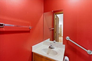 Beautiful home featuring 4 oversized bedrooms and 3.5 baths - photo 39