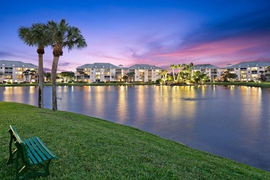 Tropical in feel, this elegant apartment is part of Jupiter Bay - photo 40