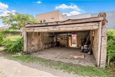 Presenting 951 East 221st Street, Bronx - priced to sell fast - photo 41