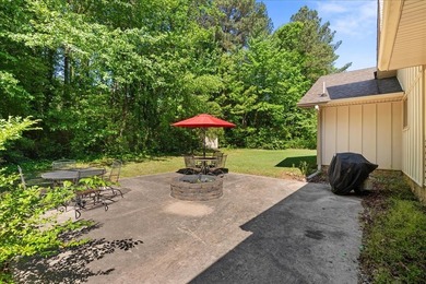 Beautiful home featuring 4 oversized bedrooms and 3.5 baths - photo 43