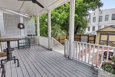 Beautifully updated 4 bedroom, 3.5 bath home that perfectly - photo 46