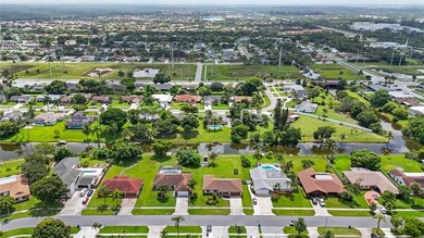 Beautiful home in Royal Palm Beach Completely remodeled. Top of - photo 4