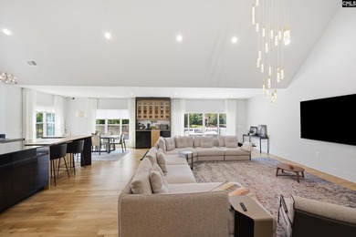 SEE VIRTUAL TOUR. Welcome to 52 Melrose Place in the highly - photo 14