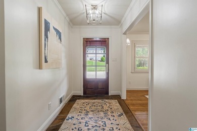 Welcome to this beautifully maintained 5-bedroom, 3-bath brick - photo 5