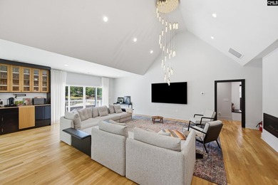 SEE VIRTUAL TOUR. Welcome to 52 Melrose Place in the highly - photo 15