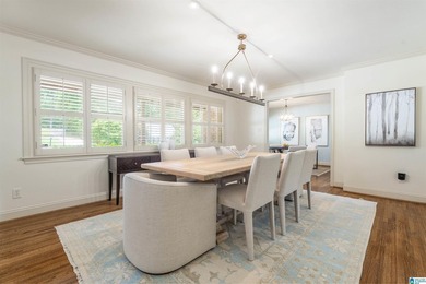 Welcome to this beautifully maintained 5-bedroom, 3-bath brick - photo 7