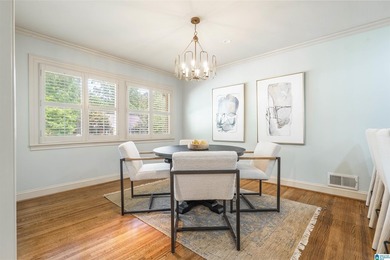 Welcome to this beautifully maintained 5-bedroom, 3-bath brick - photo 9