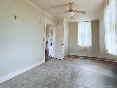Set on approximately 0.20 acres in a desirable Larchmont - photo 19