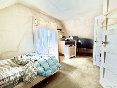 Set on approximately 0.20 acres in a desirable Larchmont - photo 20