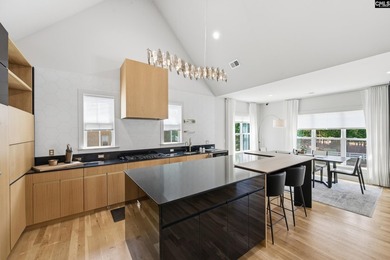 SEE VIRTUAL TOUR. Welcome to 52 Melrose Place in the highly - photo 21